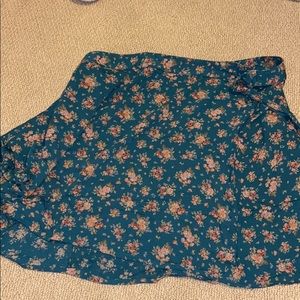 ⭐️BRAND NEW⭐️AE skirt